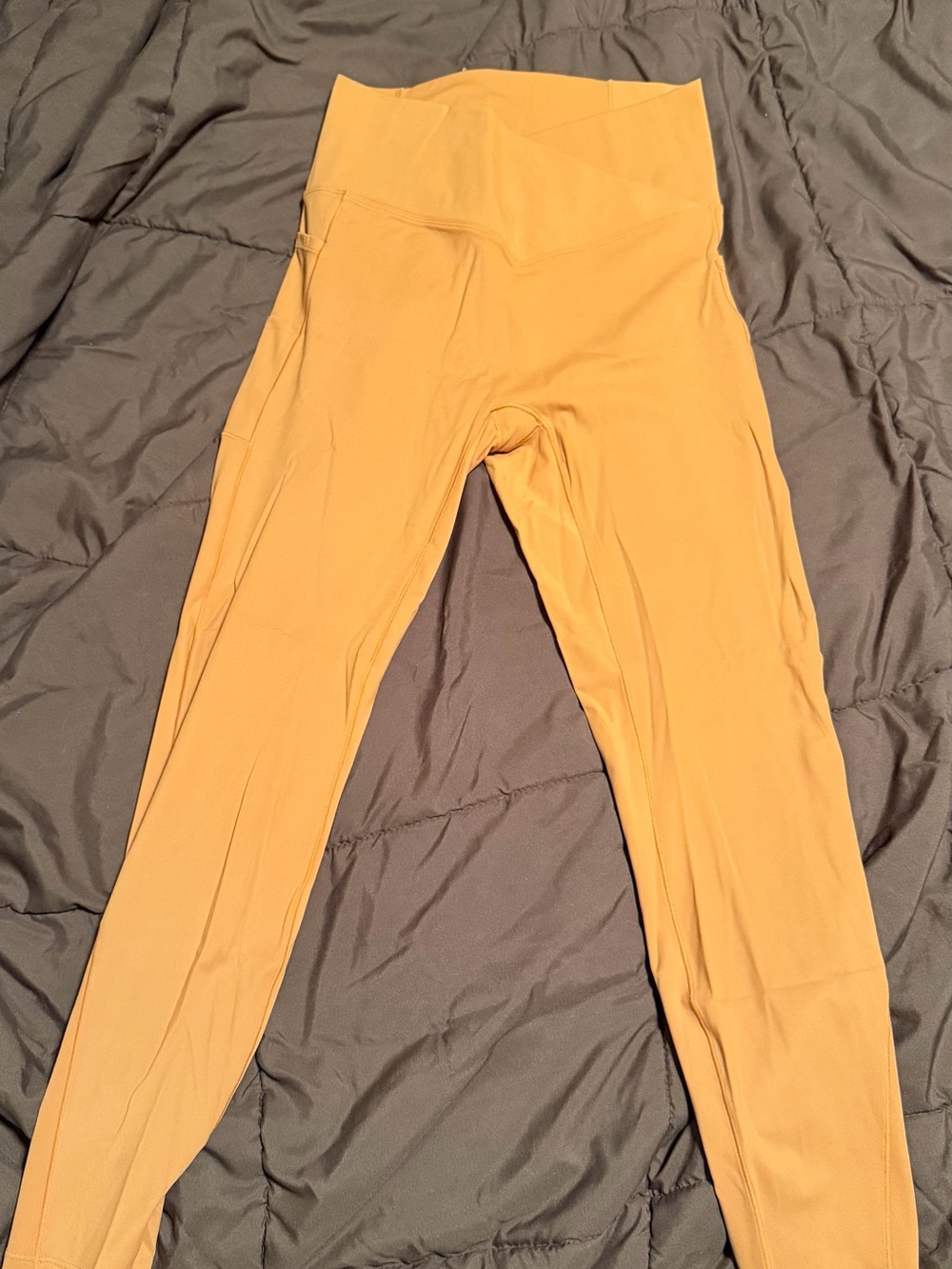 HALARA Yellow High-Waist Leggings